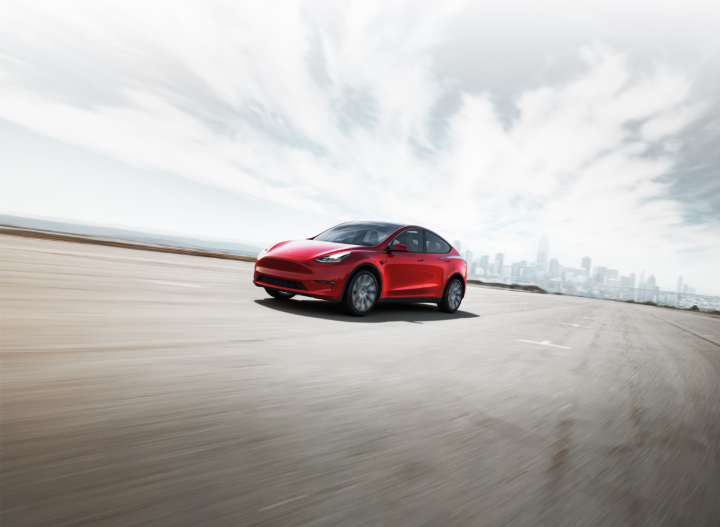 Tesla Model Y voorzijde - Shortlease Nederland